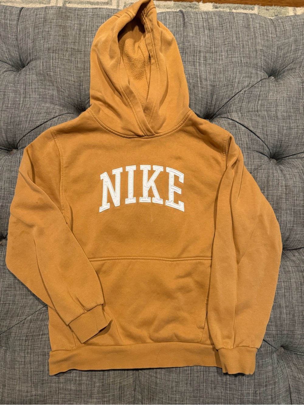 Nike Boy’s Pullover Hoodie in Caramel Brown- size Large
